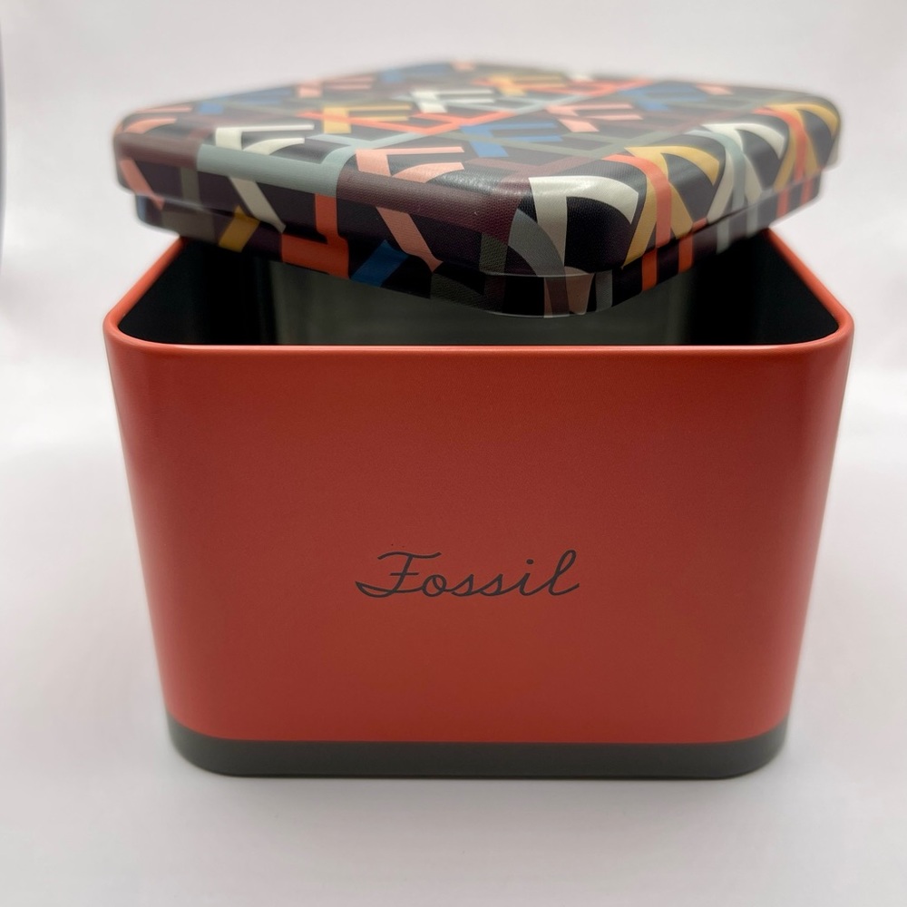 Fossil Tin
